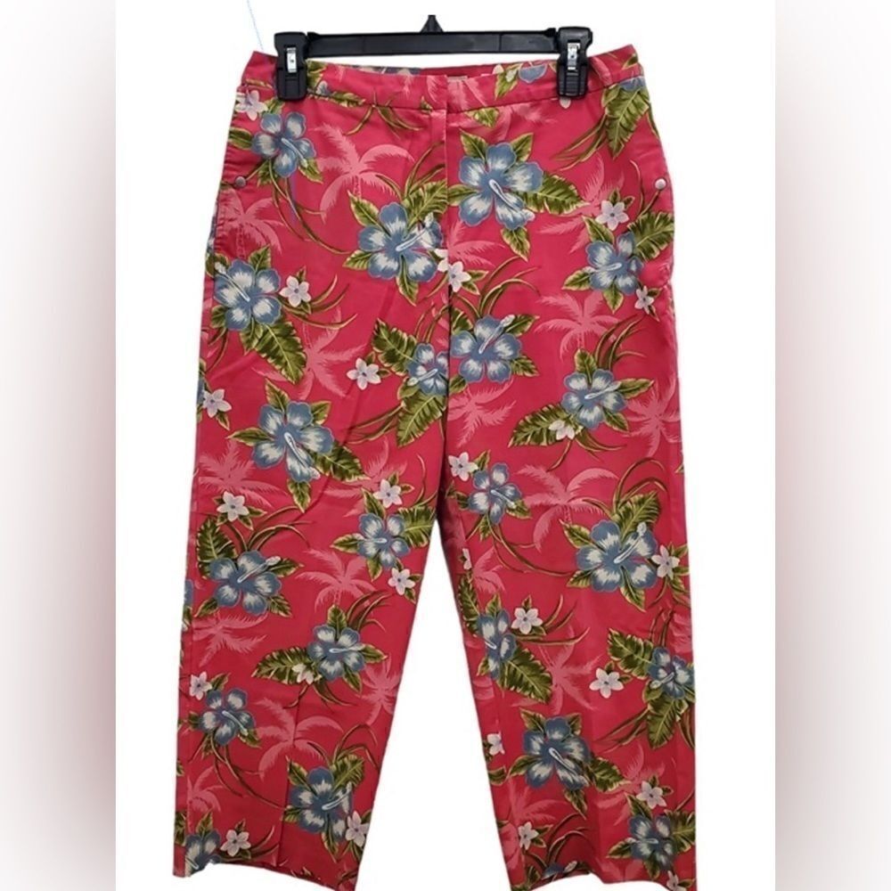 Tommy Bahama wide leg capris with ribbon pockets, waistband, back slit legs